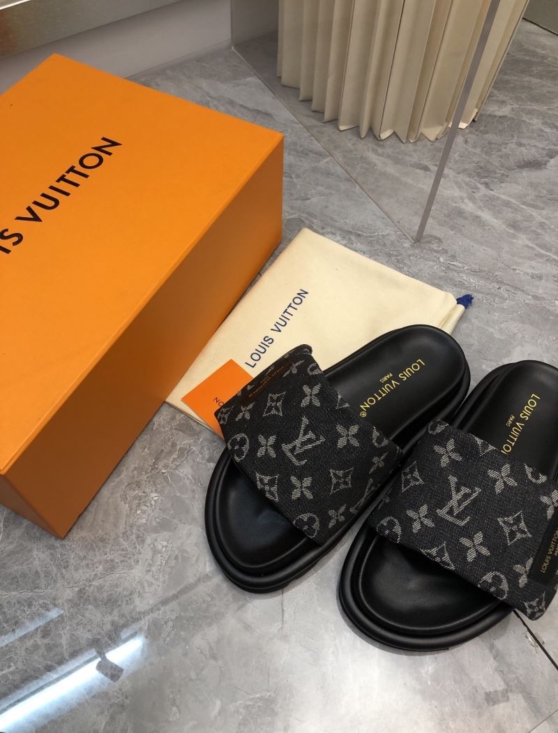 Louis Vuitton Slippers